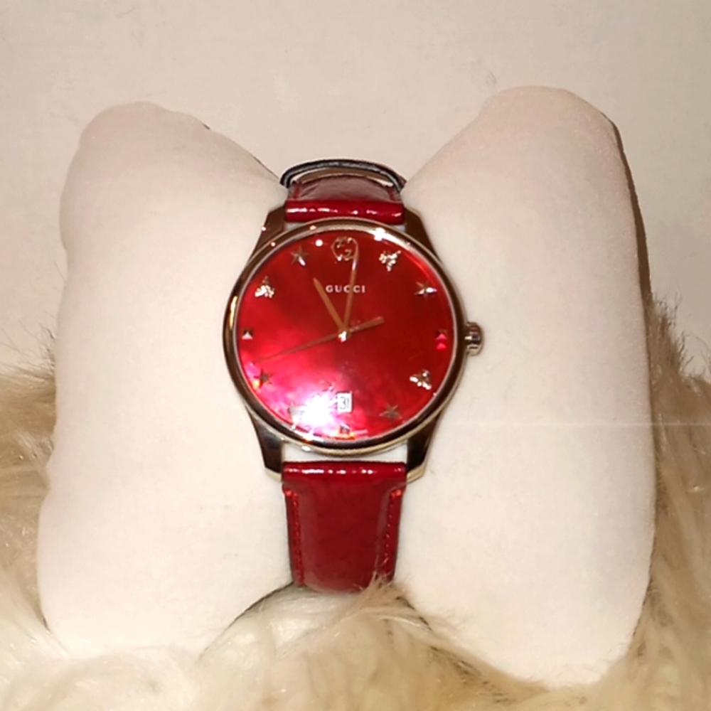 Gucci Red Patent Leather Band Watch - Picture 3 of 13
